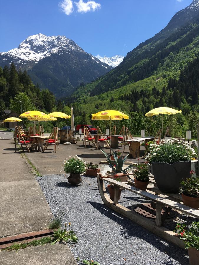 "Terrasse" Nessental Hotel Gadmen Екстериор снимка